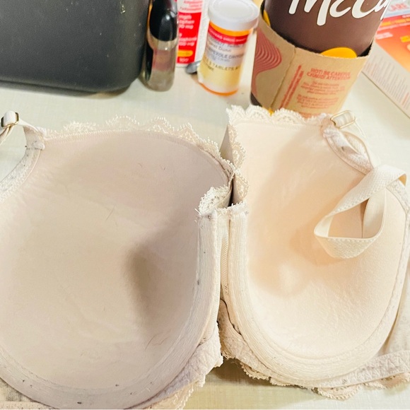 VS dream angels beige bra. Size 32DDD - Picture 3 of 3
